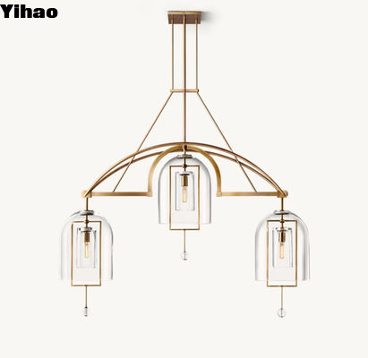 Moderne Lichtleuchter mit verdrahteter Stromquelle Stylische Leuchterinstallation