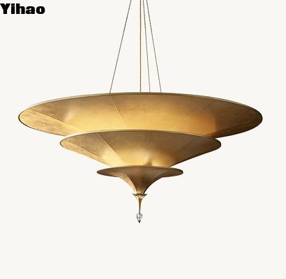 Classic Design RH-Kronleuchter mit nach unten gerichteter Lampe